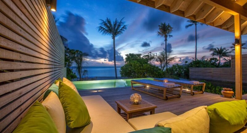 منتجعات المالديف منتجع هورالهي آيلاند ريزورت