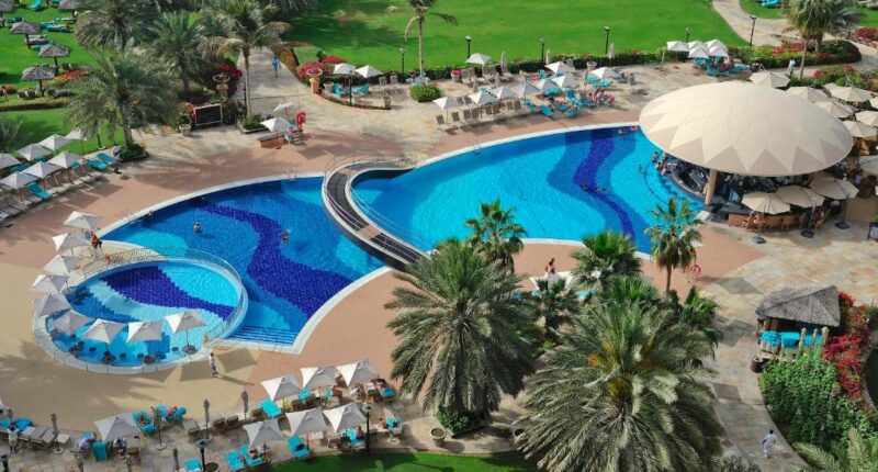 منتجعات دبي منتجع وسبا لو رويال مريديان بيتش دبي