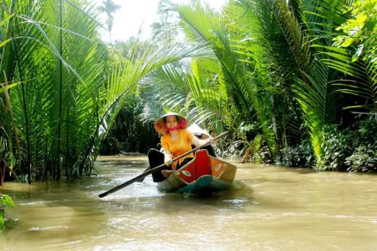 عرض سفر فيتنام وكمبوديا تبدأ من سايغون 5 أيام ‏
